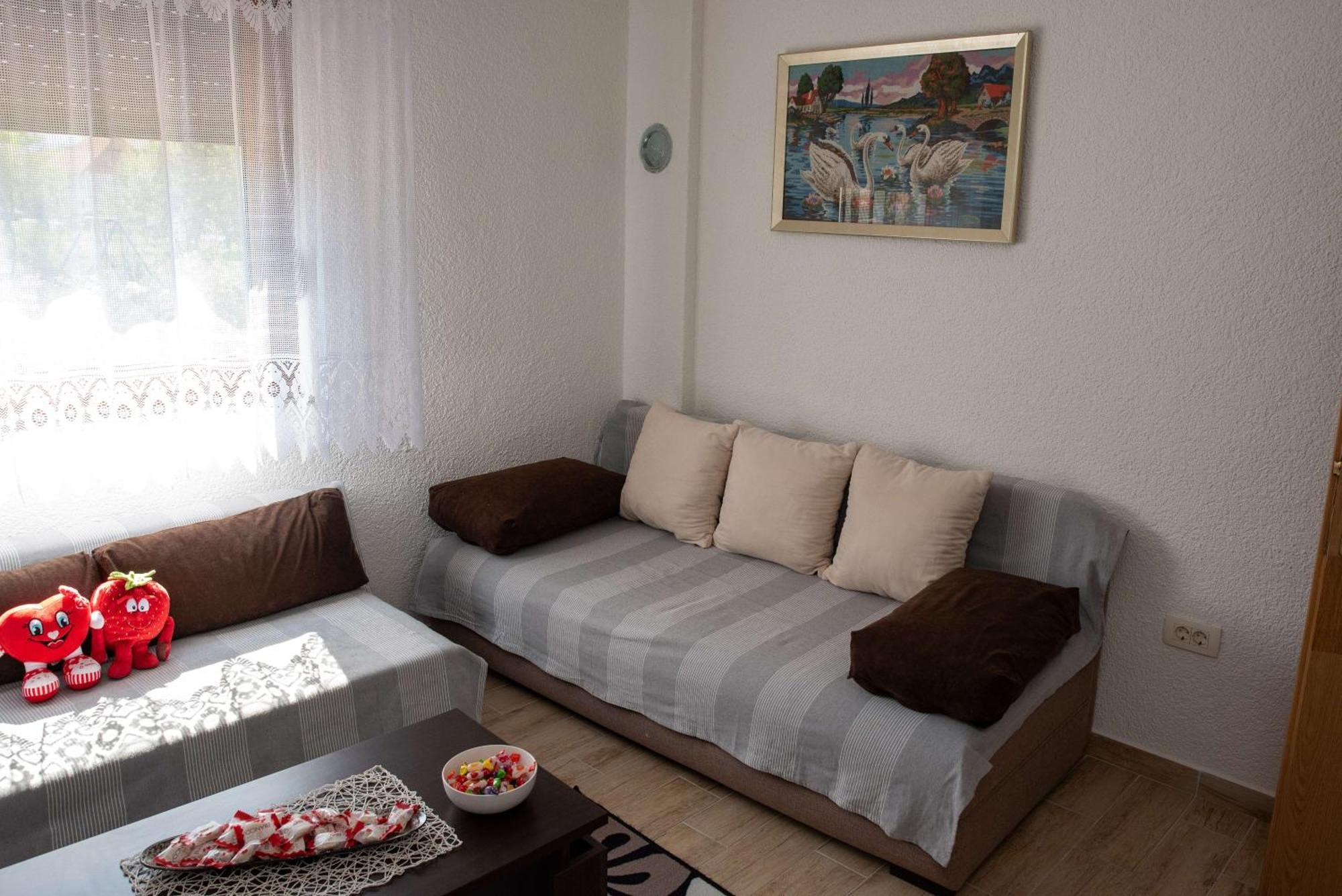 Kuca Za Odmor Boki Villa Gospic Ngoại thất bức ảnh
