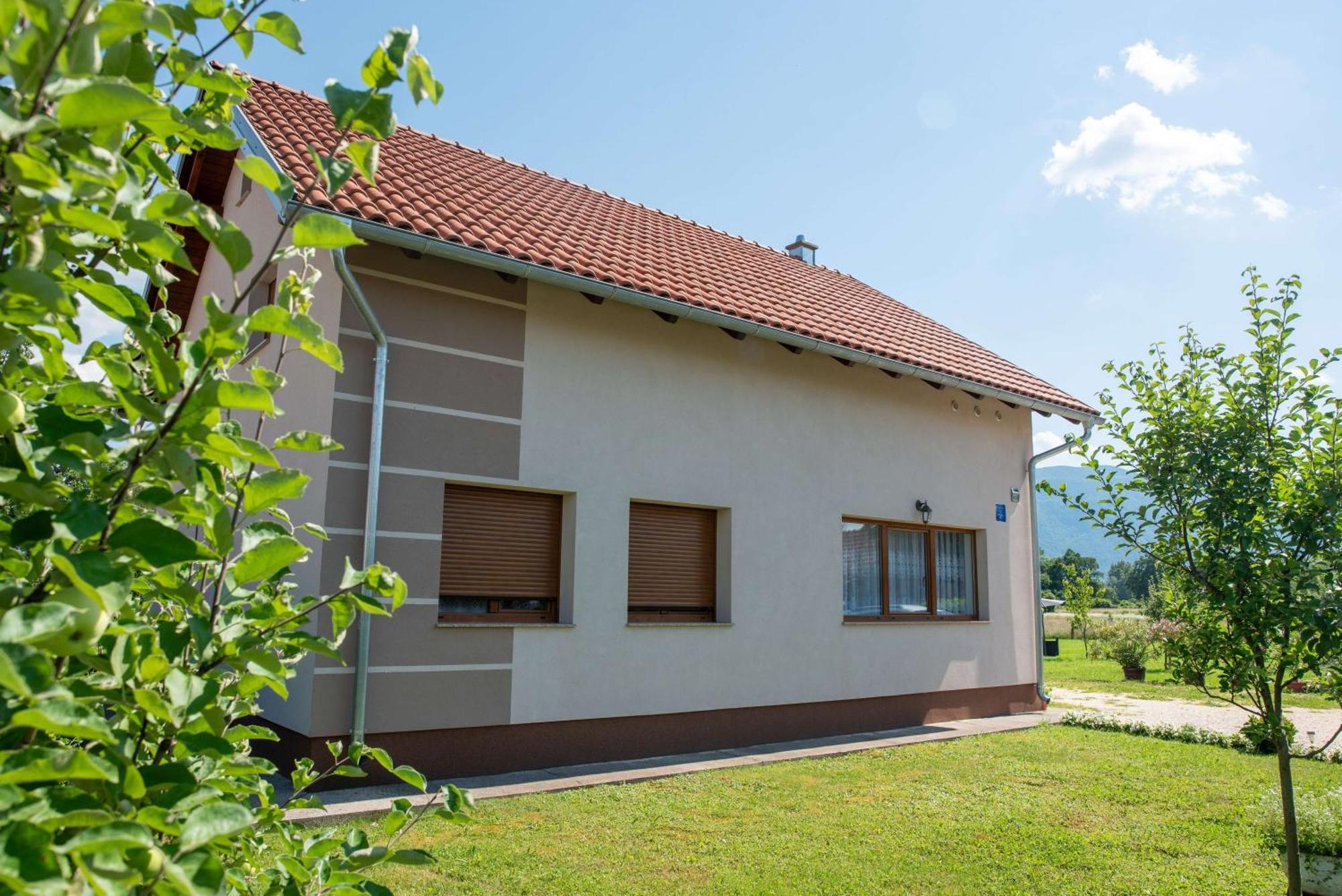 Kuca Za Odmor Boki Villa Gospic Ngoại thất bức ảnh