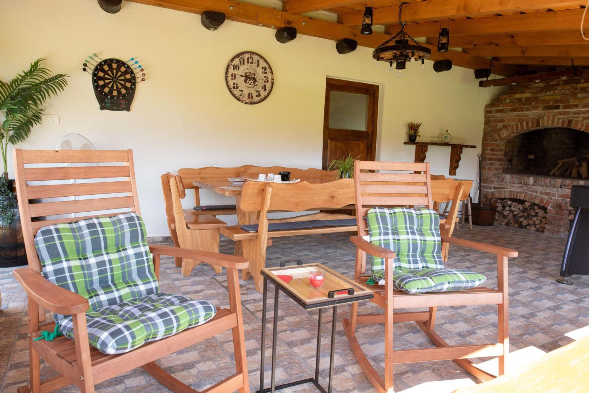 Kuca Za Odmor Boki Villa Gospic Ngoại thất bức ảnh